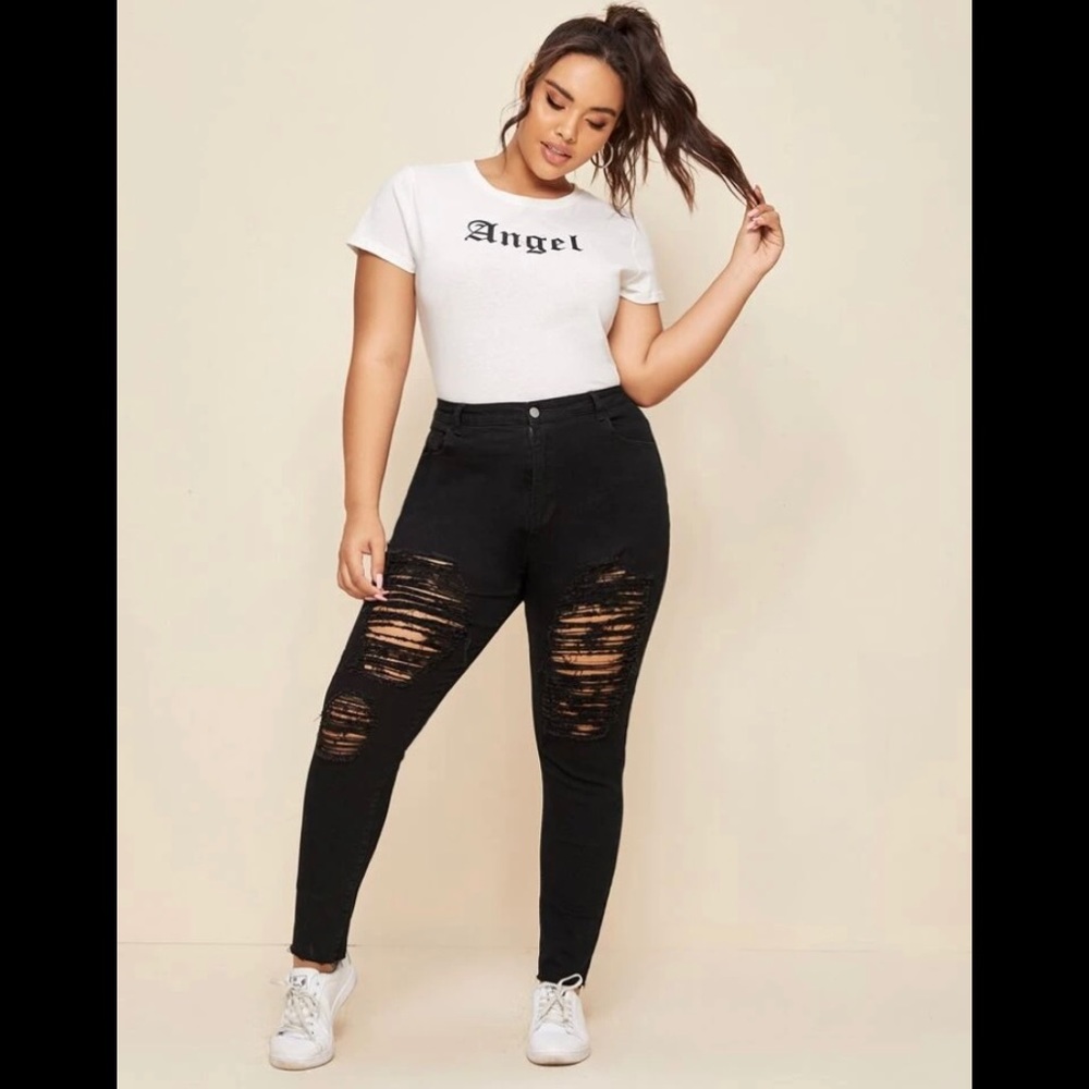 Black distressed denim pants